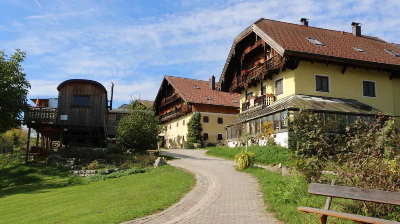 Bio Archehof Zachhiesen - Stay & Relax Seekirchen am Wallersee Exterior foto