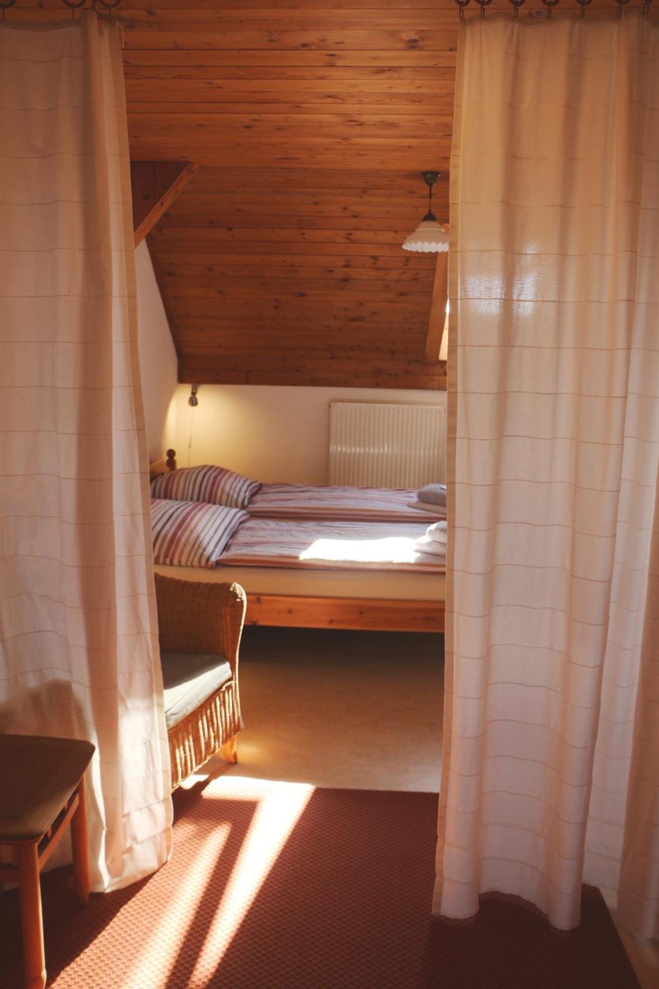 Bio Archehof Zachhiesen - Stay & Relax Seekirchen am Wallersee Zimmer foto