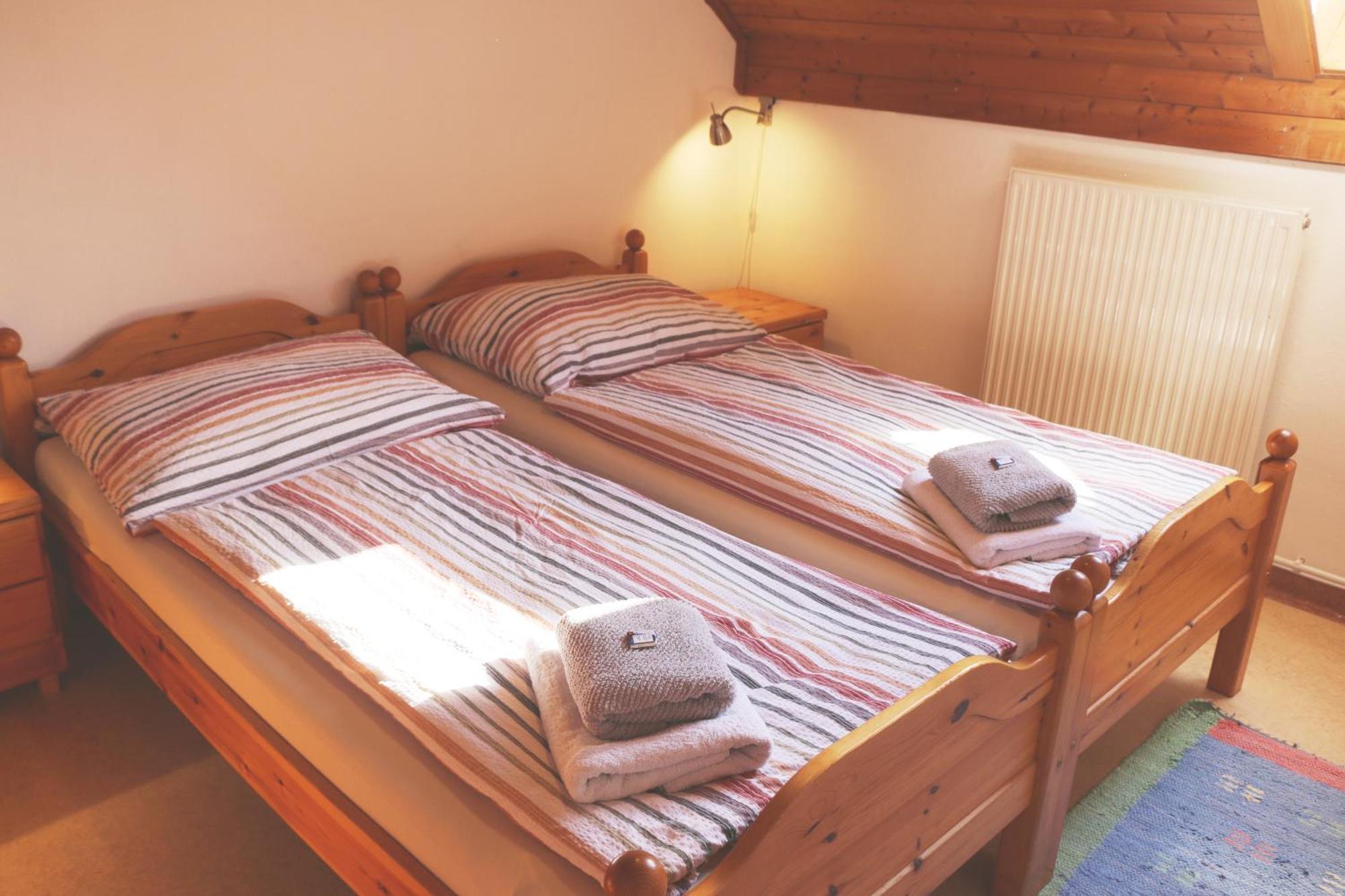 Bio Archehof Zachhiesen - Stay & Relax Seekirchen am Wallersee Zimmer foto